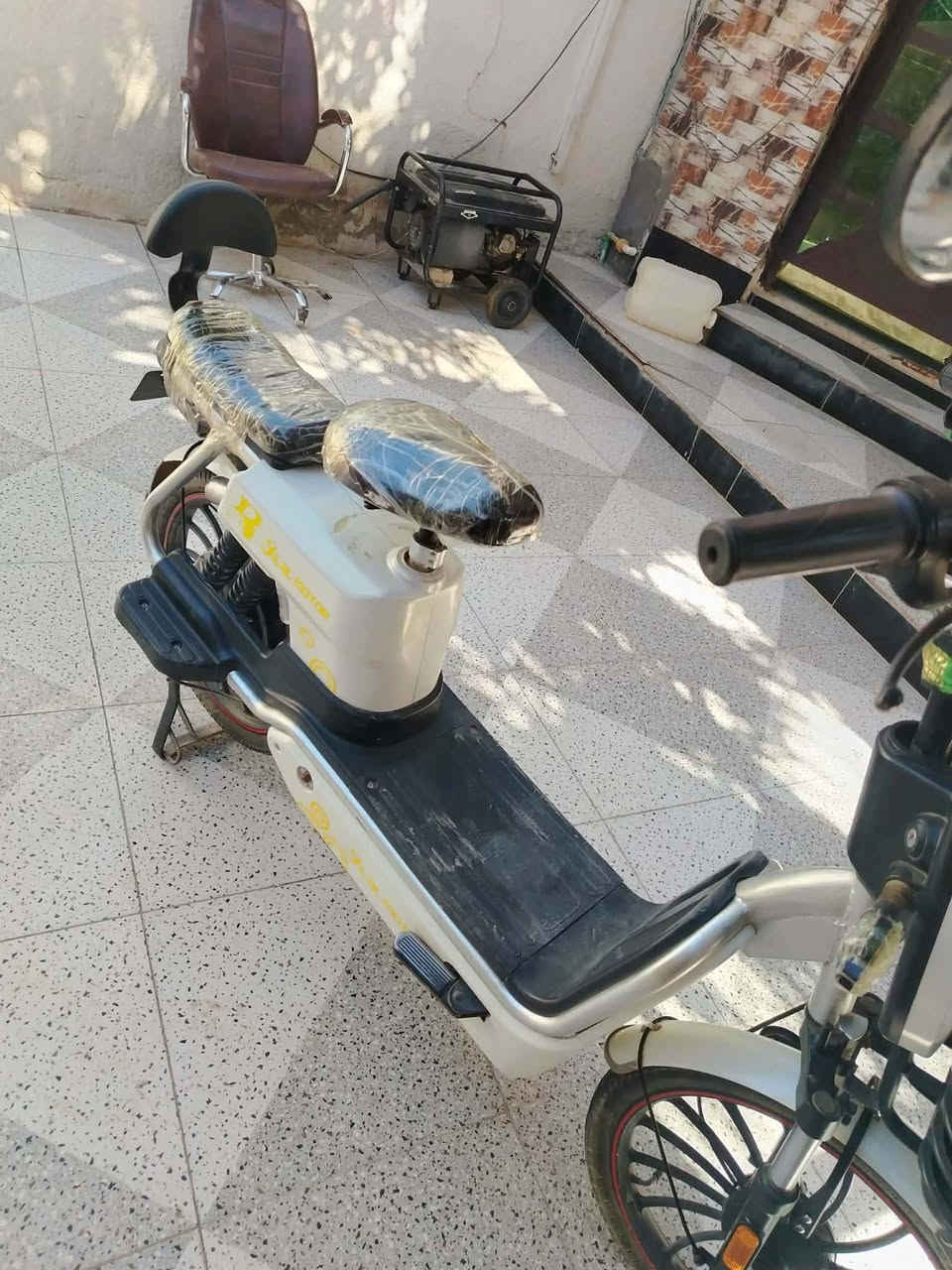 بايسكل شحن اخو جديد بطاريات جديده بايسكل جاهز السعر 400 وبي مجال عنوان بابل الحصوه رقمي ***********

