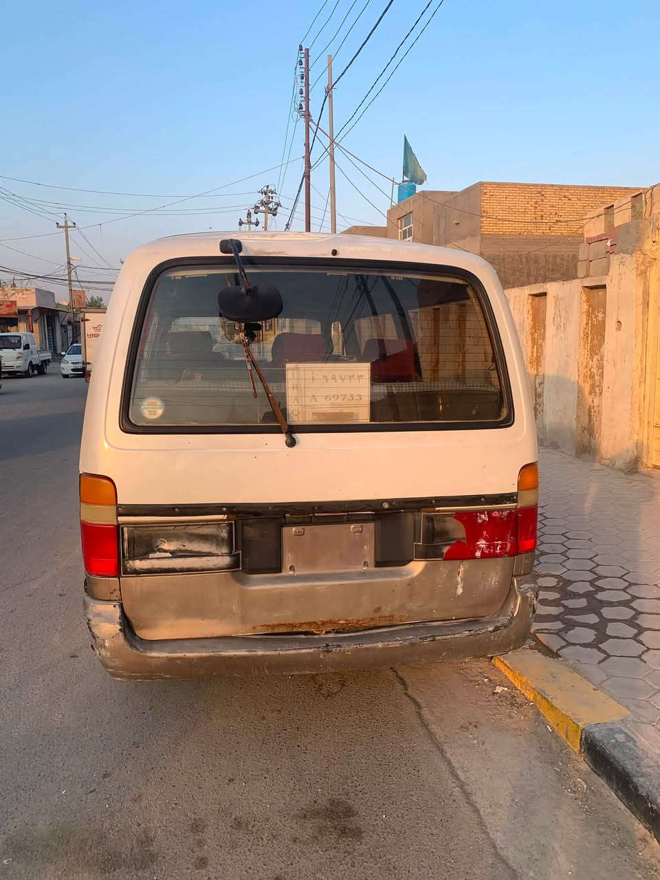سياره هايسه لبيع لسياره مكفوله من كلشي وتواصل كثر يتصل على الرقم ‭***********‬

