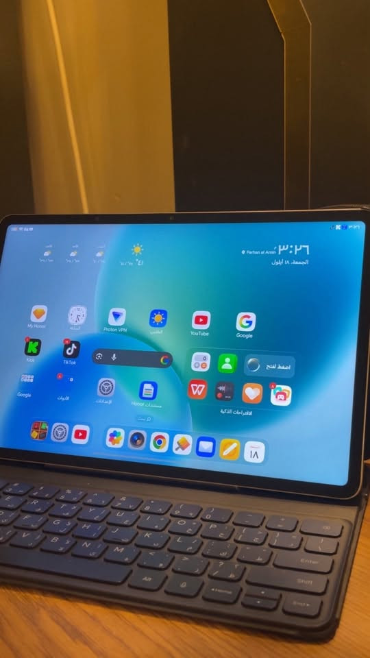 السلام عليكم هونر باد 10 بيبر مات النسخه الورقيه مو العاديه جديد اخو اللوك كامل ملحقات و واضح كلشي بالصور مستعمل يوتيوب قليل جدآ 
السعر 450 قفل بدون عمله رجاءآ
عنواني بغداد الدوره 
*********** 
يوجد توصيل داخل بغداد فقط بكروه
