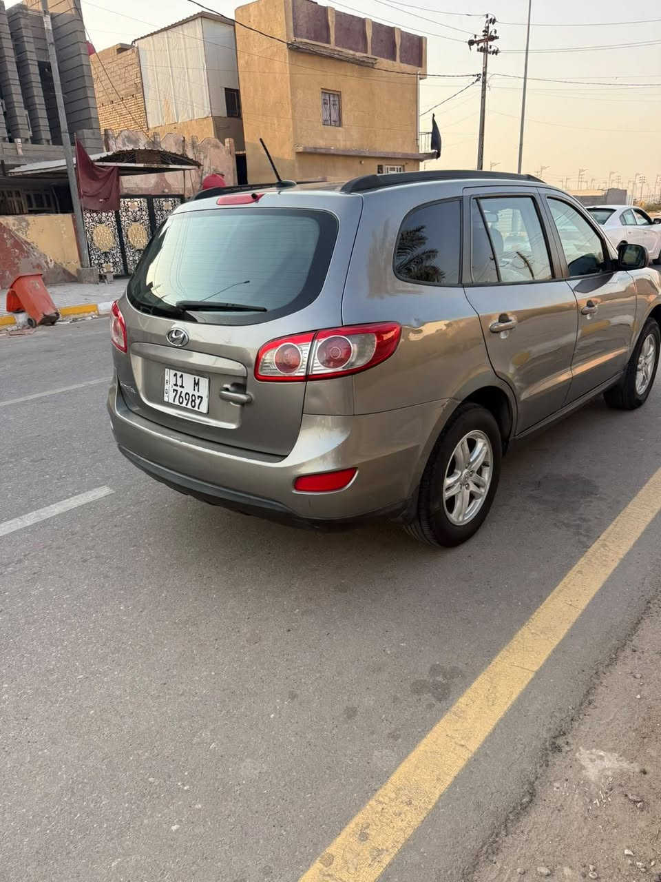 تحية طيبة للبيع سنتافية موديل 2012 وارد أمريكي محرك 2400/ دووش  5 راكب رقم بغداد مشروع وطني سنويه بسمي جديده/ الضرر 3 قطع بيع فقط/ السعر 112 مكانه واسط  اتصل/ ***********
