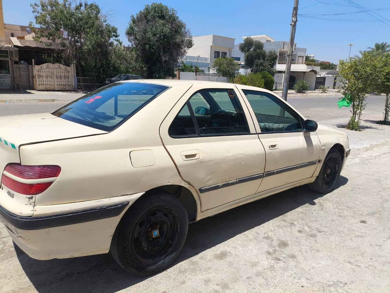 السلام عليكم بيجو 406 موديل 2001
كير ومحرك شرط بيها دفتر بانزين رقم كركوك صاحبها متوفي 

ولده موجودين يعني أي شكال ما بيها سعر 15 وبيها مجال 

واتساب ***********

اتصال *********** عنوان السياره كركوك
