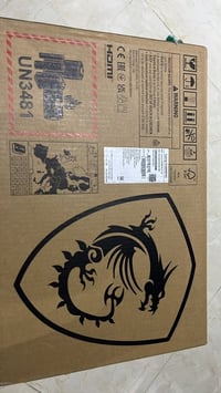 لابتوب msi للبيع موصفات  كرت 5060rtx  معالج كور 7 رام 16 تخزين 512 لاب...