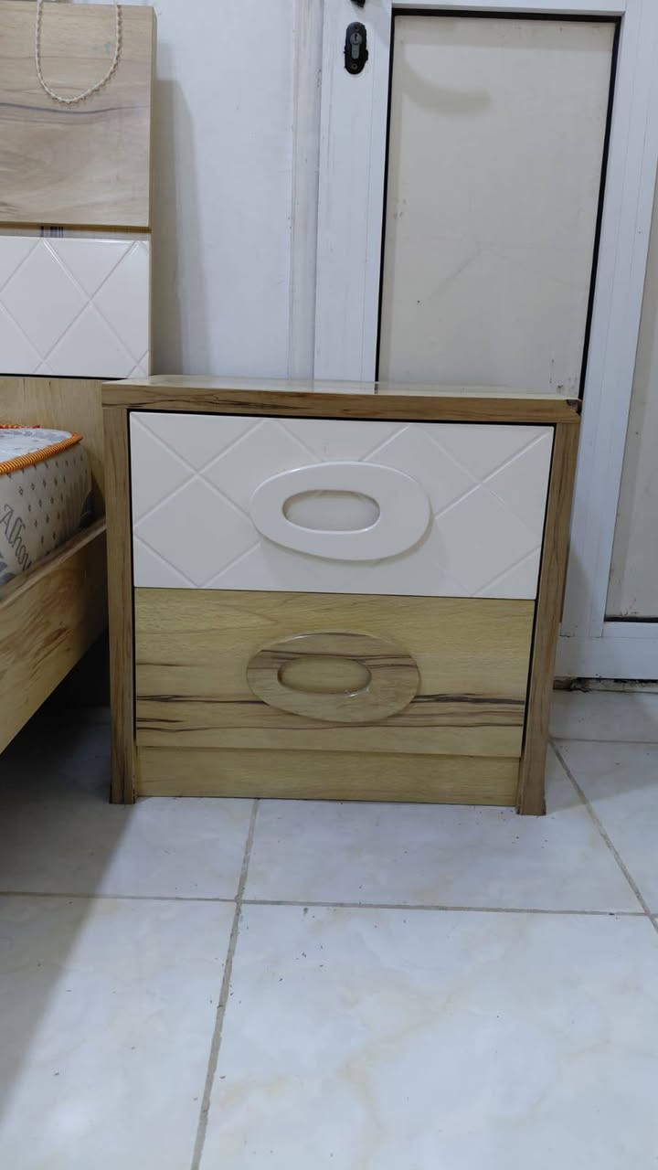 ‎مستعمل للبيع 💖✨:
غرفة تركيه تصميم حديث  9 قطع
السعر : 450 الف بي مجال بسيط
_________________________
الغرفة تتكون من :
جرباية عدد ٢
كنتور ٤ ابواب 
ميز جانبي عدد ٢
ميز مراية
مجرات (درور)
مكتبه 
طبلة 

الموقع :نجف / قرية الغدير الاولى

للتواصل ***********
