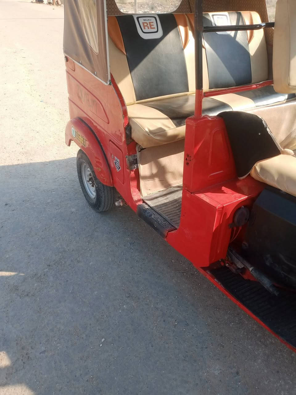 سلام عليكم تكتك لبيع موديل 21اوراق اوراق تعمير جديد كلشي كامل  كبل للشارع ما ذب عليه ربع سعر  اتصل  ‏‪***********‬‏
