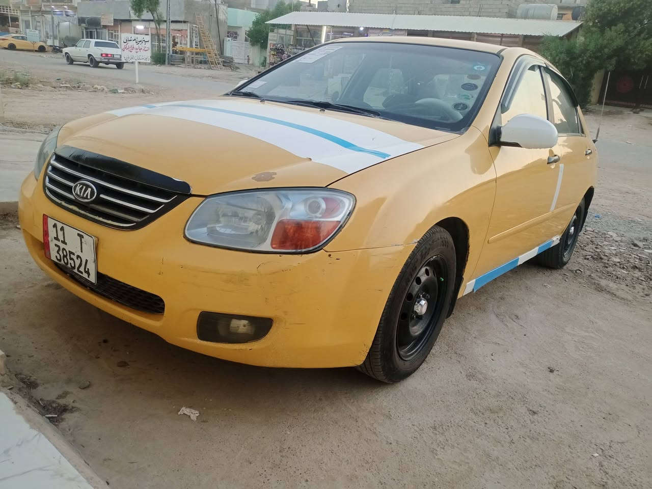 كيا اسبكترا موديل 2008 مكينة 2000 لا تنقص ولا تبخير منضومة تبريد شادها جديد نقصها بس فريز ضررها بابين عكس السايق مبدلات رقم بغداد بسمي السعر 63 بيها مجال بسيط العنوان ديالى بعقوبة للاستفسار الاتصال على الرقم ***********

