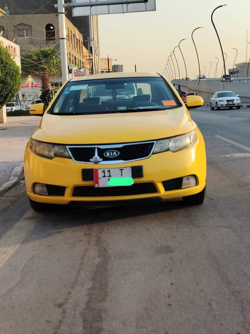 ‏سلام عليكم للبيع كيا فورتي 12 أمريكي حادت چاملغ امامي يسره  مكينة وكير نضيفات تبريد  شغال حداديه 70% سيارة صبغ عام جماليه رقم بغداد نكليزي 
السعر 77 بيه مجال مكان السياره بغداد البلديات  توصيل ***********
