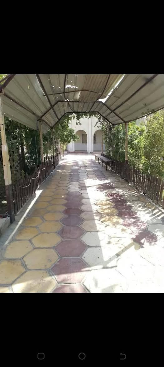 بيت للبيع ع شارع العالم طريق نوفل
مقابيل المحافظ السابق دكتور عبدالله الجبوري 
 المساحه 500 متر
غرفة نوم عدد2 غرفة6*4 /5*4/ +استقبال8*4+مطبخ 4*4
صاله7*4 +حمام +صيحات عدد 2
خدمات كامله ماء كهرباء 
اني مكلف بالنشر
التواصل ع الرقم 

***********

نص مكتوب في الصور:
- تم حفظ لقطة الشاشة في: Pictures/Screenshot