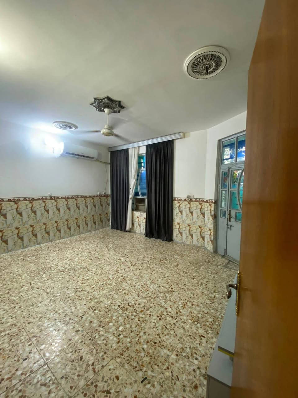 🏡 بيت للبيع بمساحة 200 متر زراعي

📞 للاستفسار والتفاصيل والتواصل:
اتصلوا على الرقم: ***********

***********
