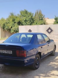 فيكترا • ١٩٩٢ • محرك ١٫٨