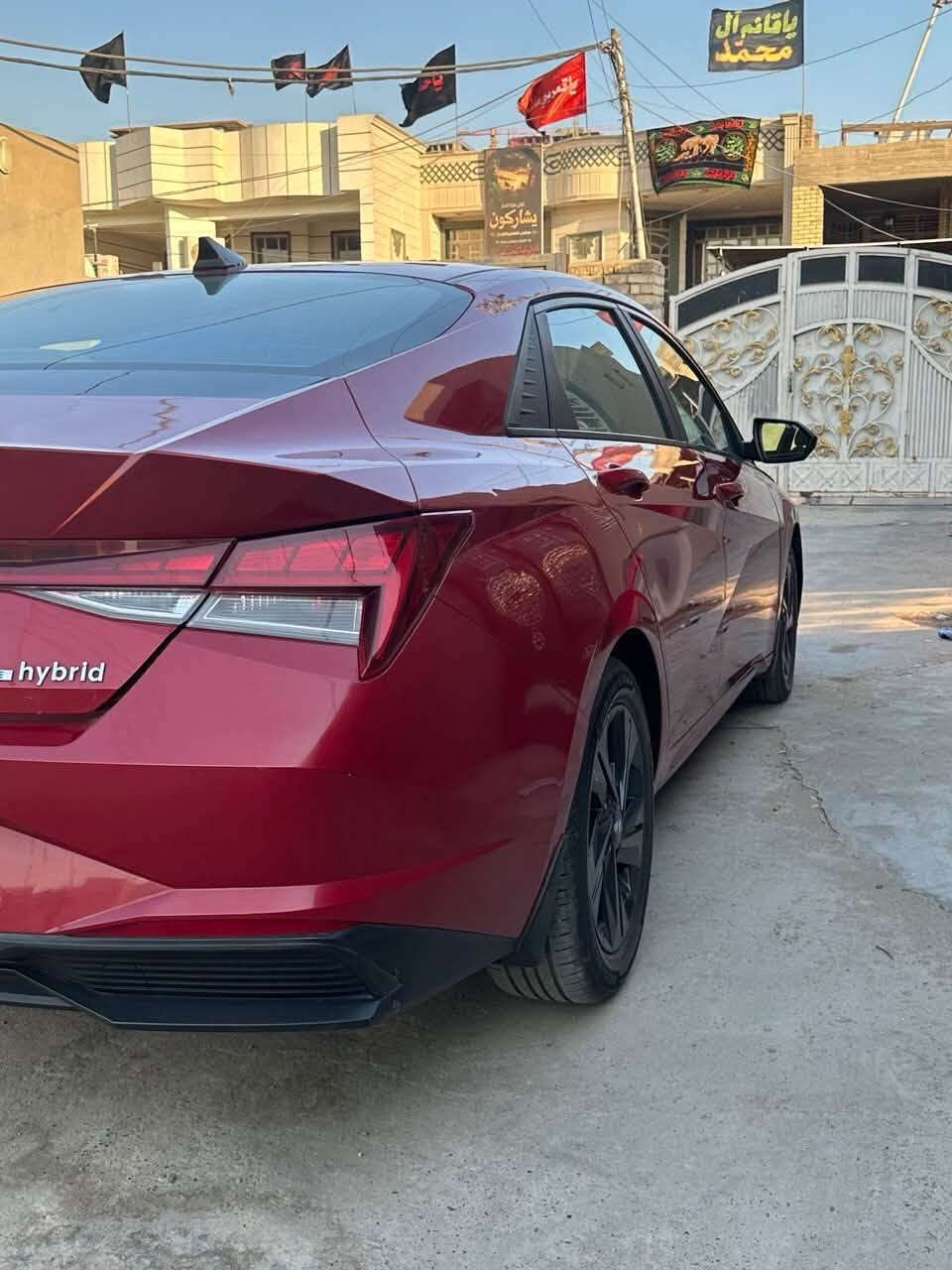 النترا 2023 hybrid(blue)
موصفات السيارة 
قياده ذاتيه 
تحديد مسار
مثبت سرعة
رادار امامي خلفي وجانبي
كشنات تدفئة الامامية
شاشة ابل كار بلي واندرويد اوتو 
شاشة اعطال دجتل 
سيارة هواي بيها موصفات حلوة
حادثه مثل ما موضح بل صور علماً ان السيارة ليبل واحد ولا قطعة مفتوحة البنيد فقط تصليح سيارة خير من الله محرك 1600 هايبرد تبريد خير من الله  
للاستفسار اتصل على رقم 
***********
+تحويل ثاني يوم مباشرة
