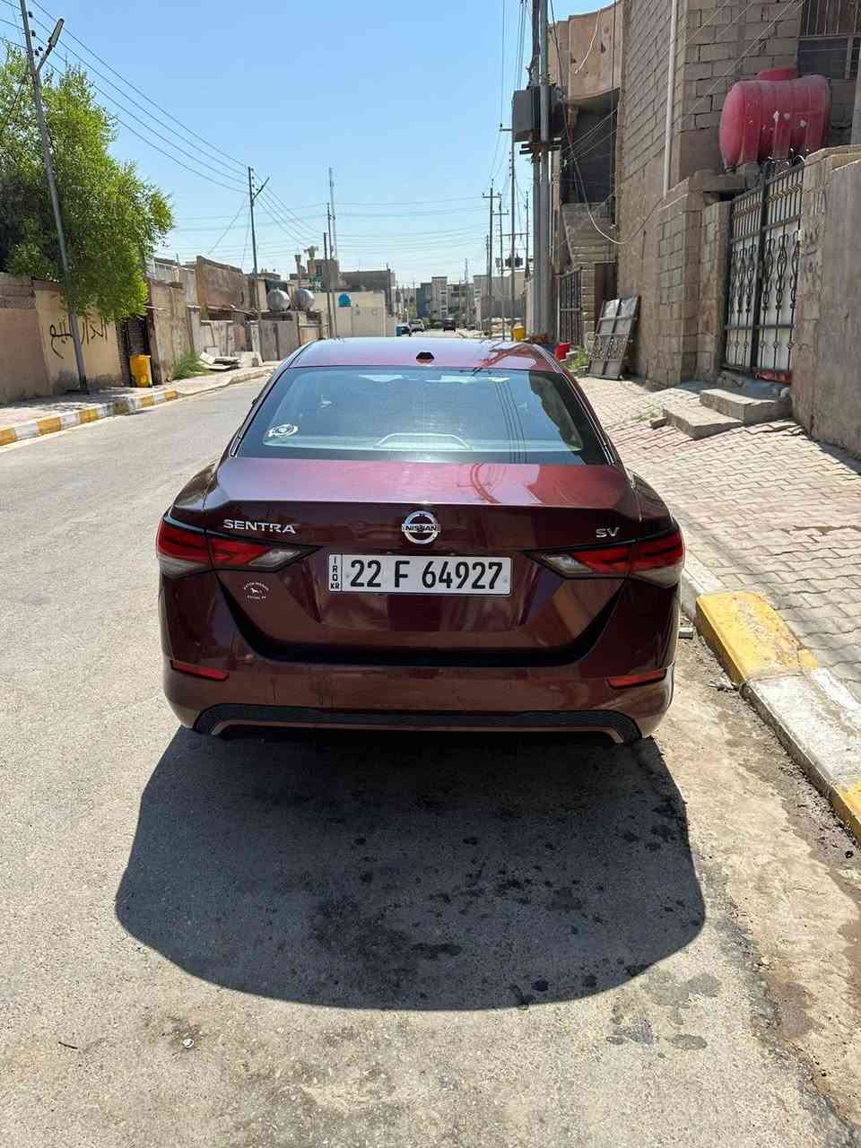 السلام عليكم
🚘 للبيع او مراوس بسيارة هايبرد او BYD .. 
نيسان سنترا موديل 2020 SV رقم اربيل بسمي هزة جديدة تحويل مباشر 
✨ سيارة نظيفة وجاهزة على اخر حبة ، (اللون عنابي )
 * الموديل: 2020
 * الفئة: SV (شاشة، تحكم ستيرن، بصمة تشغيل، مواصفات نص فول )
 * تبريد جاهز وثلج 
 * الضرر / جاملغ جهة السايق صورة السونار والضرر مرفقة مع الصور (حسب ما موضح بالصور وفحص مركز رويال كارس بالأنبار/الرمادي، باقي السيارة مكفولة ).
 * السعر: 115 (11,500$) وبيها مجال بسيط للشراي 
 * ملاحظة: (اني مكلف بالنشر) 
الاتصال حصراً على صاحب السيارة
📞 رقم الاتصال: (***********)
وشكراً لكم 🌹
