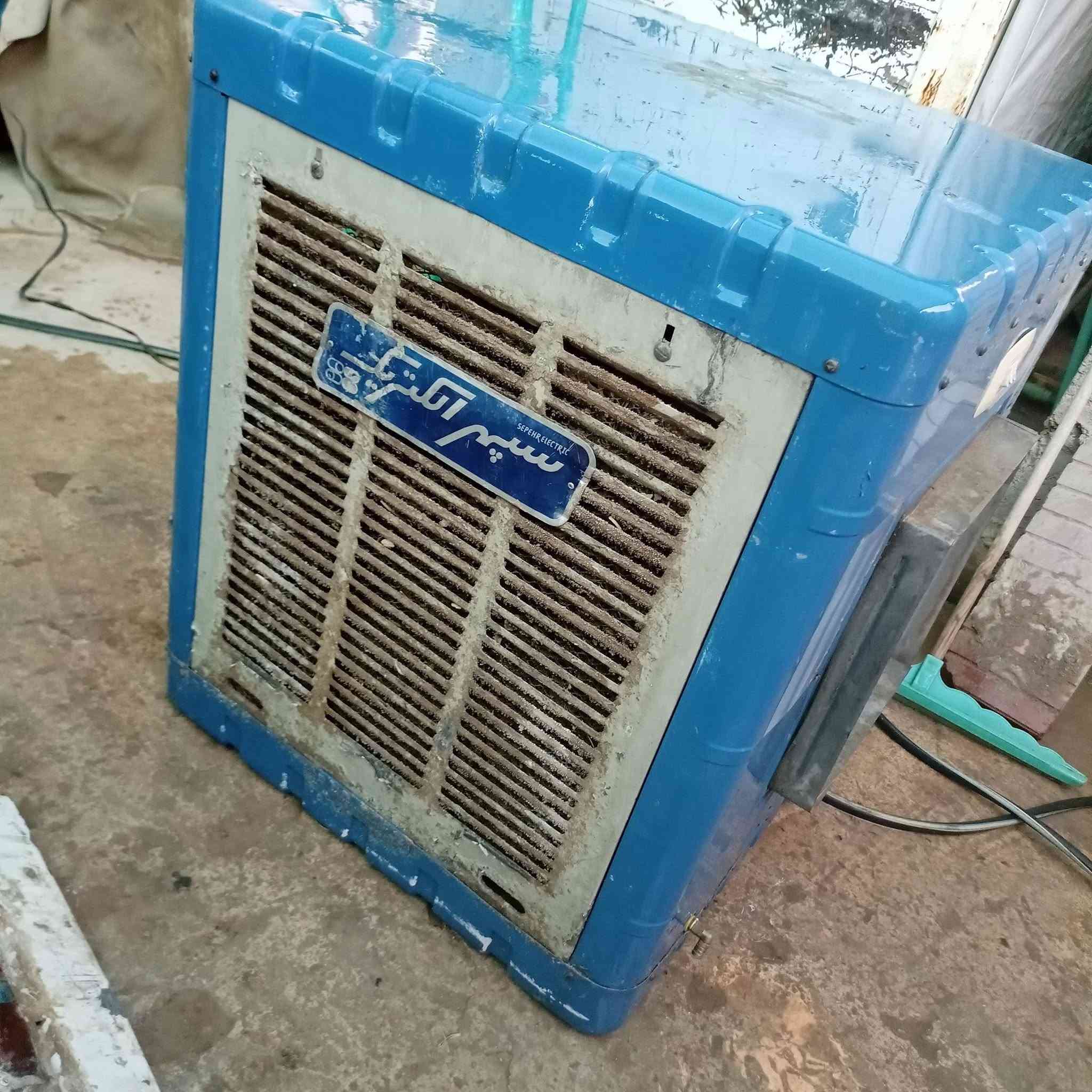 موبرده للبيع سوبر باب ول نضيفه شقاله بل شرط تفحص أو تأخذ سعر 60 رقم *********** أو راسل مكان كركوك 55
