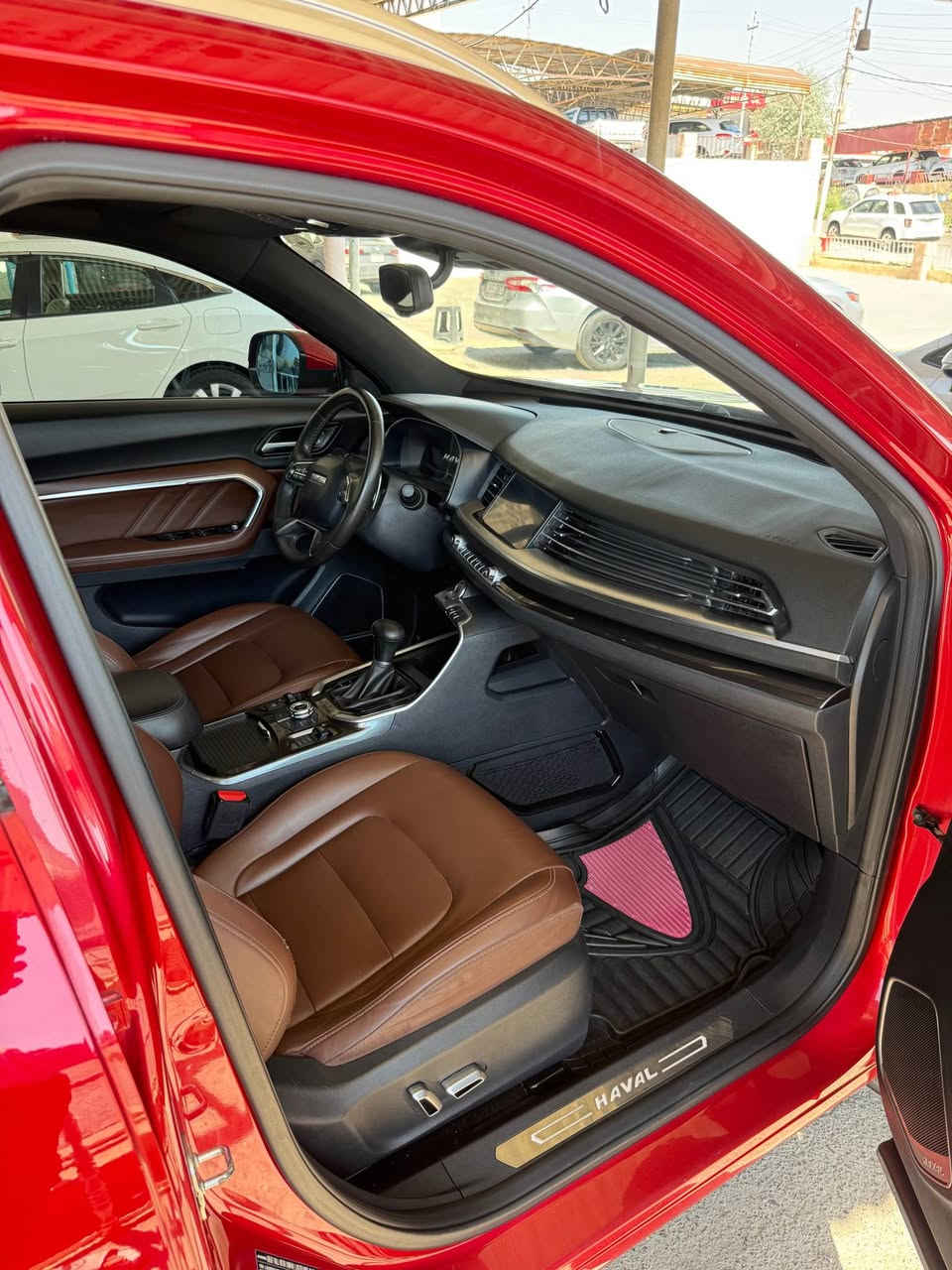 Haval H6 2019  
سنوى رقم جديد سياره وضع شريكه  سعر 112 ورقه مابيه سبغ مابيه دعم عنوان زاخو رقم هاتف *********** زاخو, دهوك
