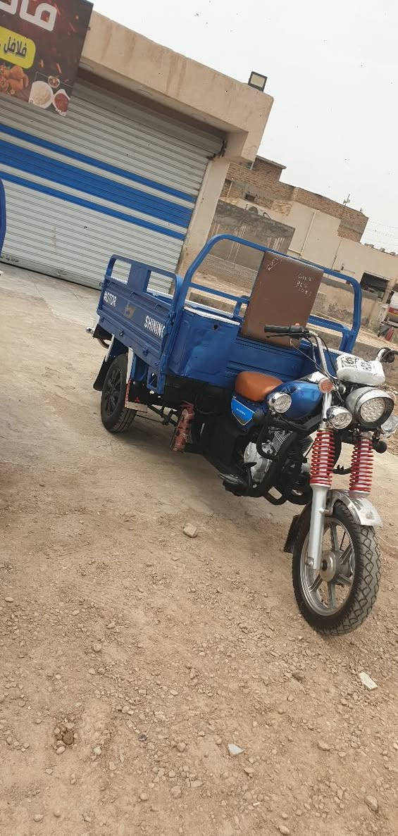 للبيع في ميسان الحولي 19/و16رقم وسنويه بنسب السعار ***********

نص مكتوب في الصور:
- وسام العبادي ***********
