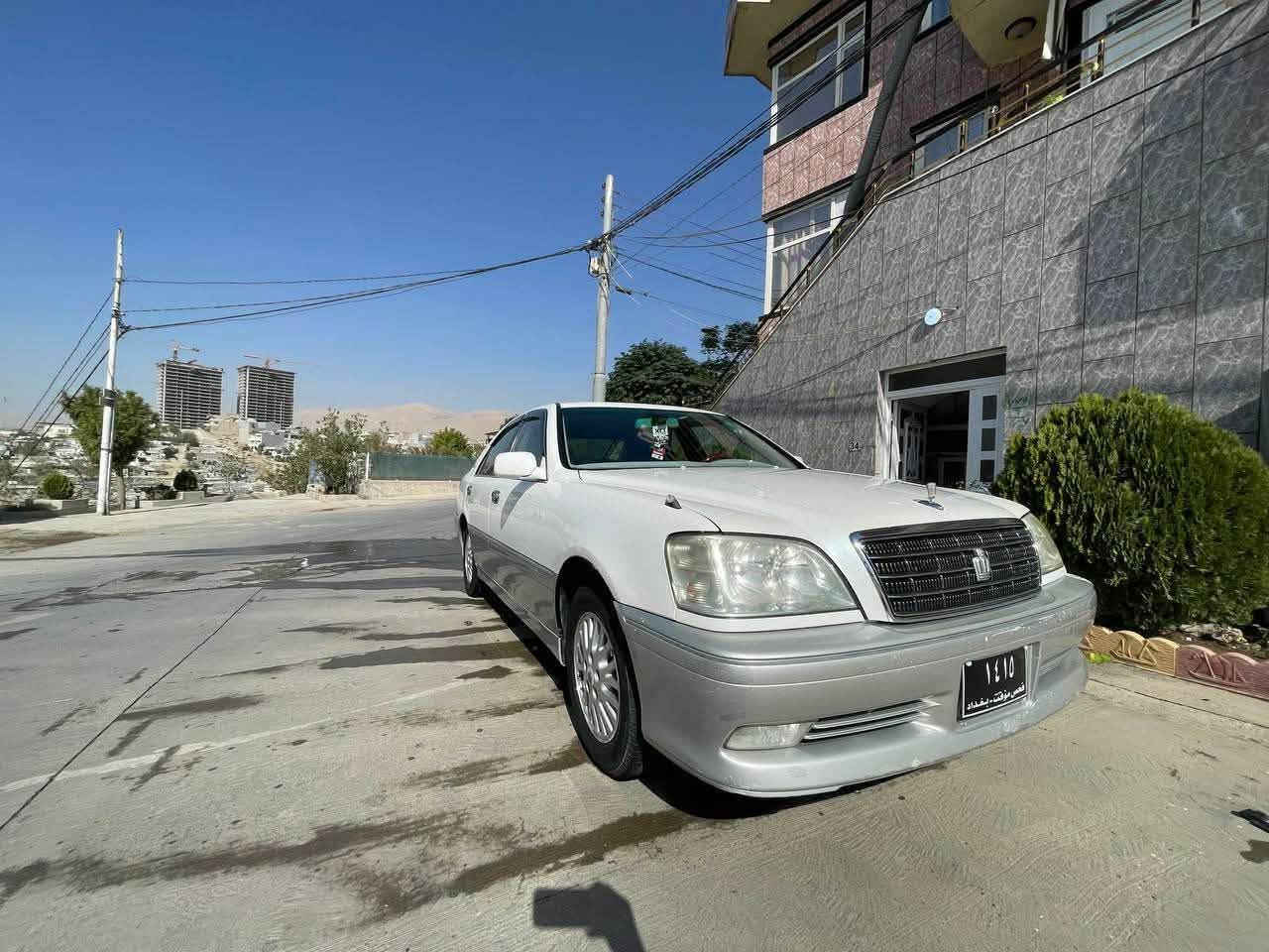 👑 TOYOTA / CROWN / 👑 
ئەم مەلیکەیە بۆ فرۆشتن 🇯🇵 
موسە / تەنها 1 پاچەی بۆیاخە ✅
مۆدێڵ2003✅
ناو زەرد ✅
مواسەفات 3 دوگمە / تراکشن /پەردە سپۆڕت ✅
کوشن جلد ✅
سوکان لێگزز / کارەبایی ✅
مەکینە D4 گەورە ✅
ئاوێنە کارەبا و هیتەر ✅

سەیارەکە بیانو بڕە / کامل سێرڤس کراوە لە نۆزڵ و پلاک و فیت پەمپ و مەسفی / بەشەرتی گێڕ و مەکینە و کامل کارەبایی / بڕغوی نوقسان نیە / کامل کارەبایی ئیش ئەکات و بەشەرت /  سەقفی وەک شوشەیە /1 بۆیاخیەو  تەنها شوێن موسەکان 
تکایە کڕیار نیت پەیوەندی مەکە ...
                                               👑🇯🇵👑🇯🇵👑🇯🇵👑🇯🇵👑46گەڵا و معامەلە
شوێن / سلێمانی 
ژمارە / ***********
