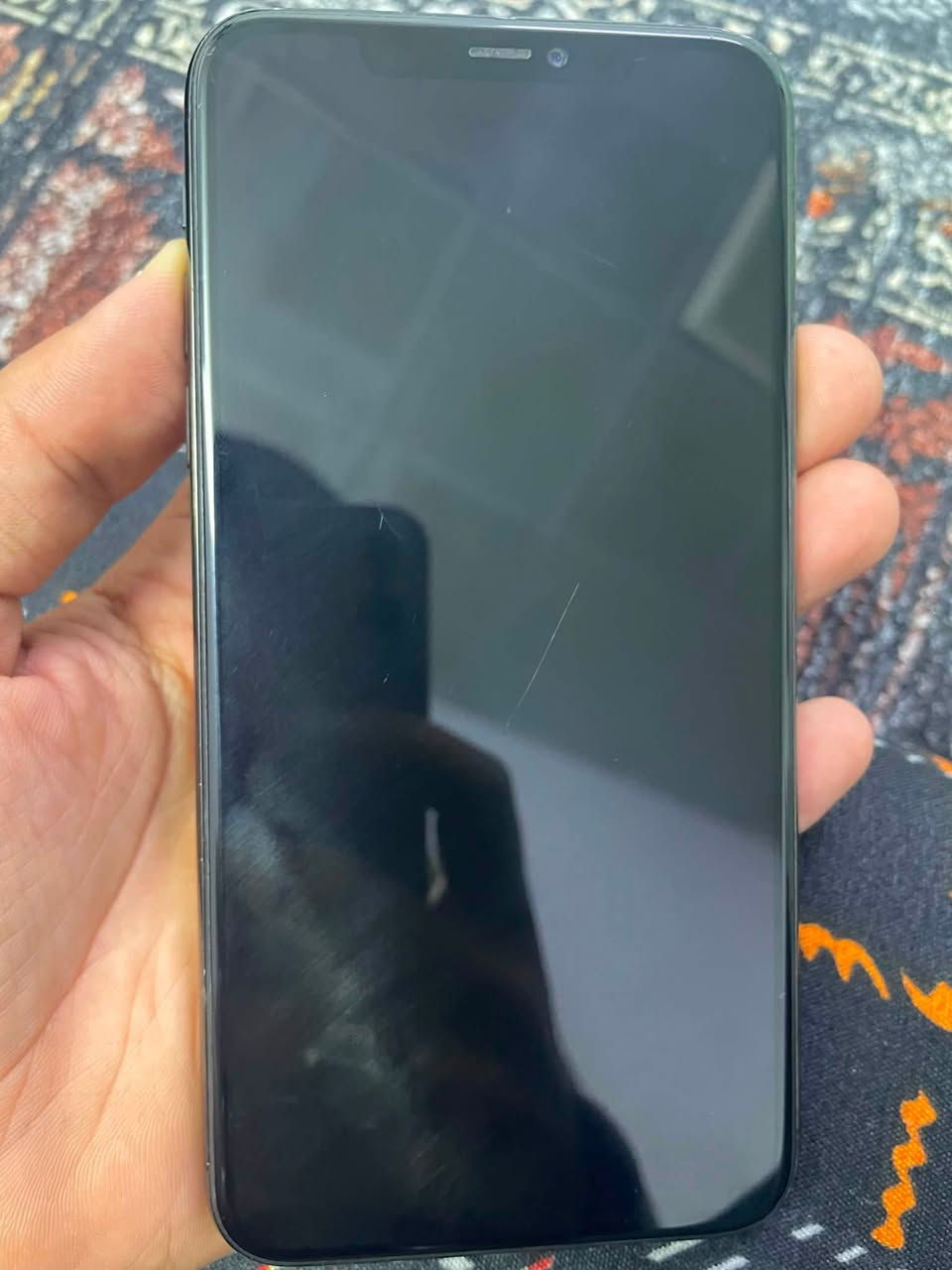 Iphone 11 pro max 🖤
ئایفۆن ١١ پرۆ ماکس 🖤
٢٥٦ گیگا 
پاتری ٨٢ 
١ سیم_ئیسیم 
بەس کامیرە و پشتی گۆڕاوە 
هەردووکی بە بیلاد گۆڕاون بەزەمان 
شاشەو هەموو پارچەکانی تر بیلادن 
موبایلەکە هیچ کێشەیەکی نیە بە زەمانە 
شوێن هەولێر 
گەیاندنم نیە 
Tel: ***********
