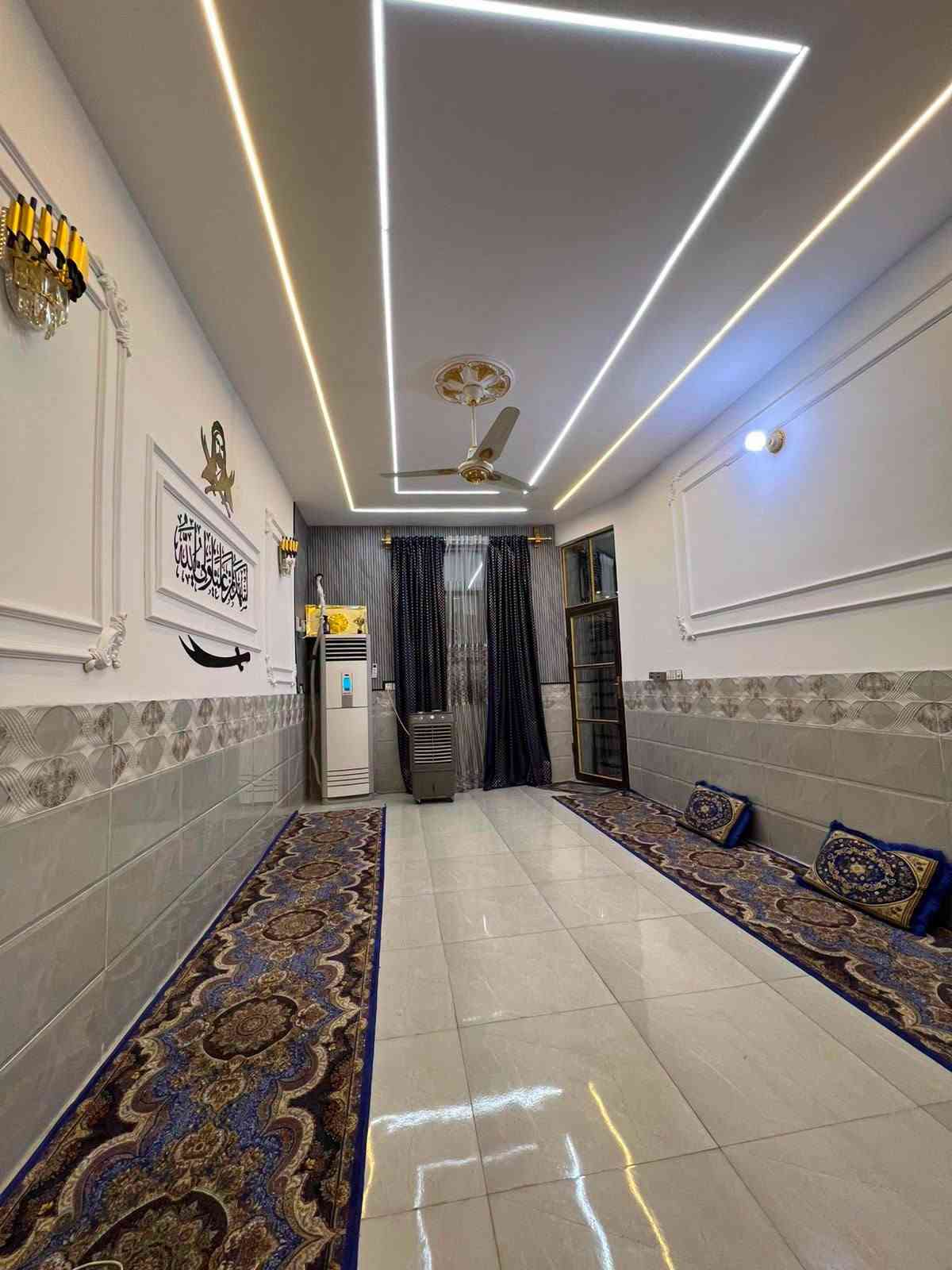#بيت_150مربعه***********
#مكتب_التساهل_للعقار
#بيت_طابو_زراعي_سند25
السعر58 مليون وبي مجال 
بناء حديث 
عرض الشارع20متر
بناء ممتاز جدا 
بناء طابوق اساس وسقف صب كونكريت
 عنوان لبيت النجف بشارع المطار الصب
#مقابل__قرية_الغدير_مباشر 
#يحتوي #لبيت_على+_2غرفه+صاله +ستغبال +مطبخ +صحيات بلداخل +وصحيات بلخارج 
***********وتساب

