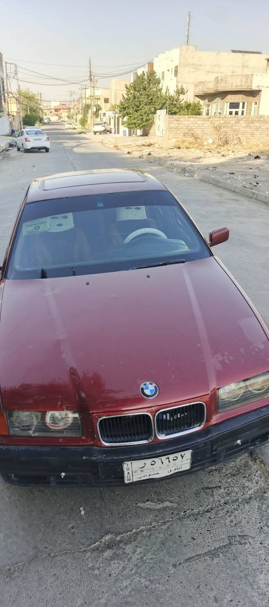 بي ام بزون لاصبغ ولا طخه دواخلها حيل نضيفه مكينه 4 سلندر مكينه وكير مابيهم شي طخم نضيف وايرمنيه شغاله لايت زينول كابون بانزين موجود شرعي موجود شرط تحويل مراوس حسب القناعه واذه بي ام 500 وانطي فرق حسب الاتفاق ‏‪***********‬‏ واتساب
