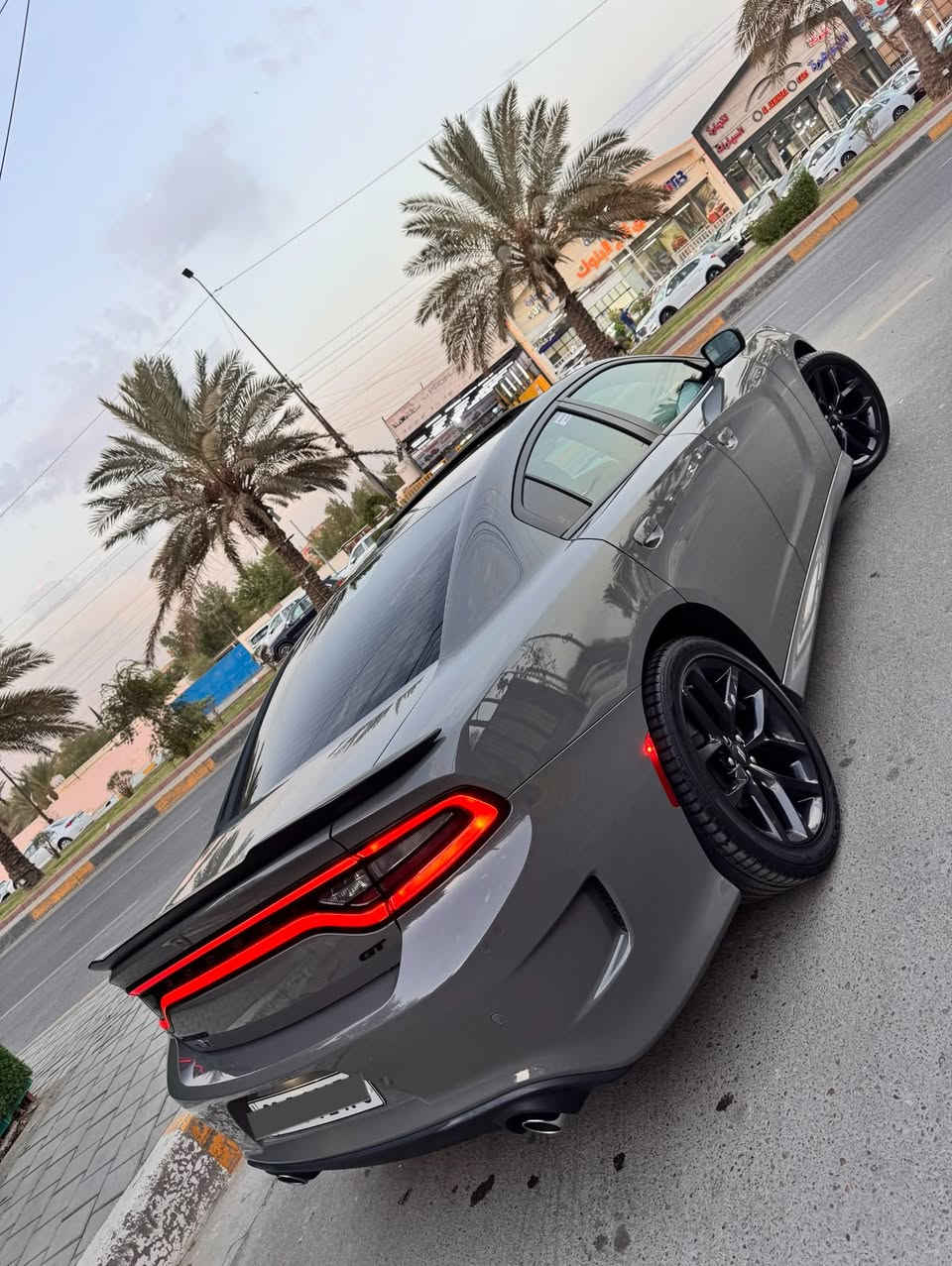 السلام عليكم 

جارجر 2023 فئة GT بلاص خليجي شركة هارلم ام رادار بل دعامية  كفاله عامة لون سمنتي مميز  السيارة حيل حلوه وجديدة 

المواصفات 
سلايت 
شاشه 
بصمة 
حساس امامي 
حساس خلفي 
رادار جانبي 
نقطة عمياء 
شفتات ستيرن
كشنات تدفئة تبريد 
كشنات خلفي تدفئة
ستيرن كهرباء وتدفئة 
سوبر تراك 
لايت زنون بلادي 
تشغيل عن بعد 
دمام 

وباقي مواصفات gt بلاص  المعروفه رقم اربيل  بأسمي تحويل ثاني يوم 

مكان السياره / بغداد زيونة

للاتصال
***********
***********

