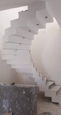 بخ وبياض • كادر • متفرغ