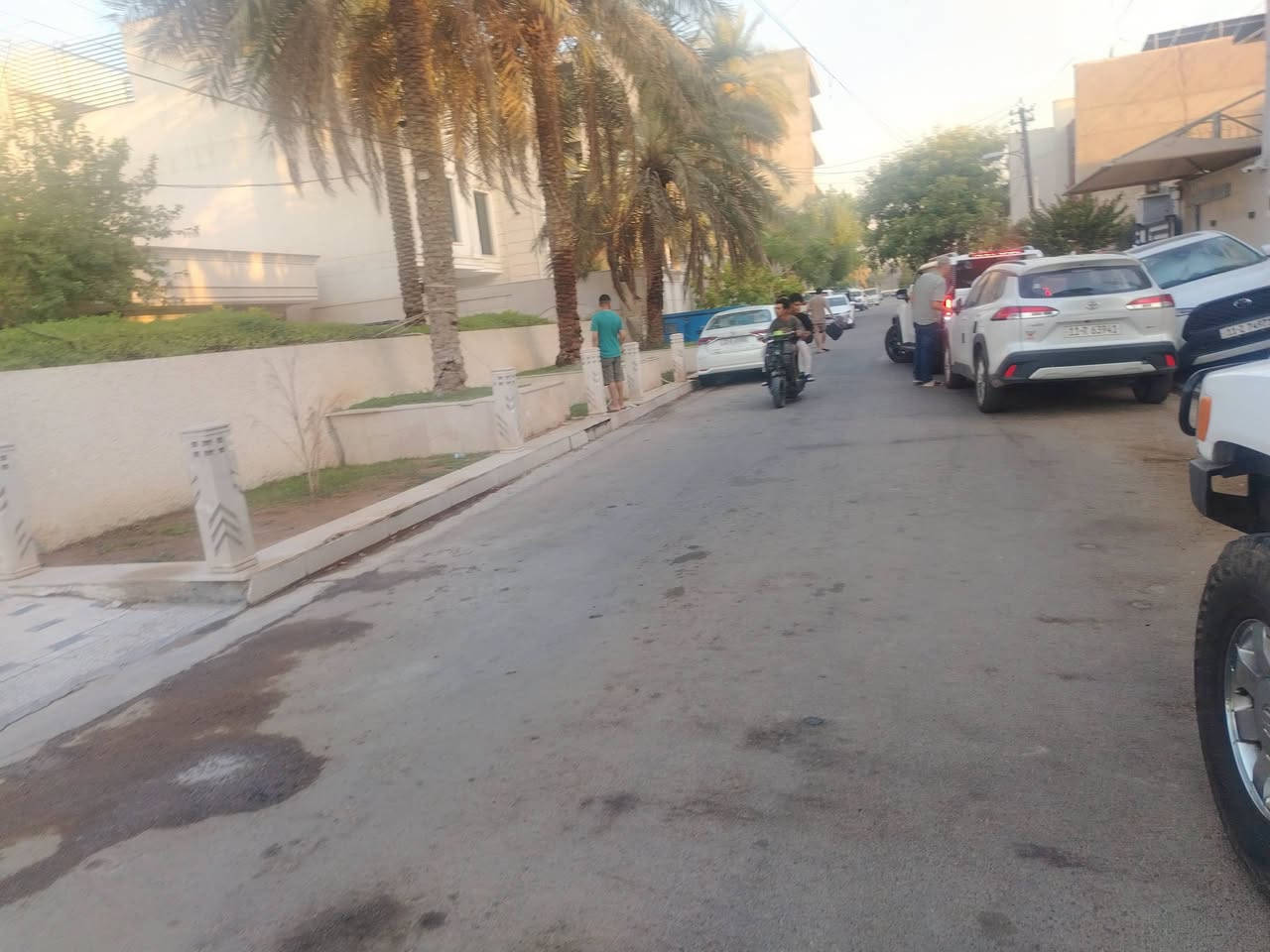 بيت للايجار في المنصور الداودي قرب مدرسة الخلود كلشي واضح بالفديو الإيجار مناسب جدا للاستفسار واتساب ***********
