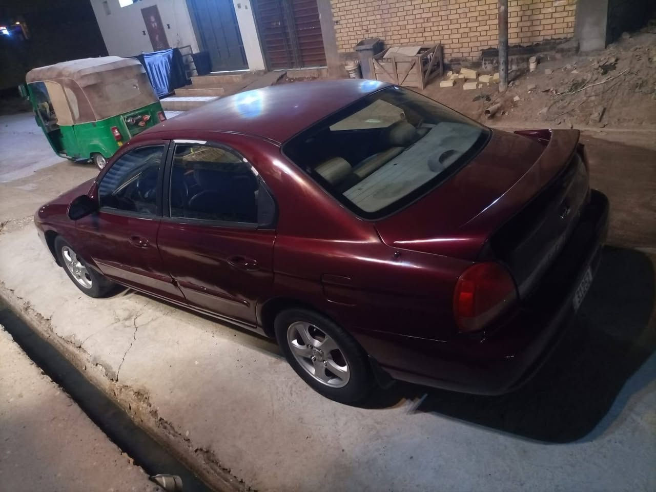 السلام عليكم
سوناتا موديل ٢٠٠٠ رقم بغداد الجديد بأسمي مكينه ٢٧٠٠ حاويه قبل شهر هي والكير مالتهه كهربائيات تبريد ثلج حداديه بالباكيت تخم تاير باتري كوري الأصلي مفروشة الارضية جلد كاميرا شاشه.
العنوان ذي قار قلعة سكر
ت ***********
