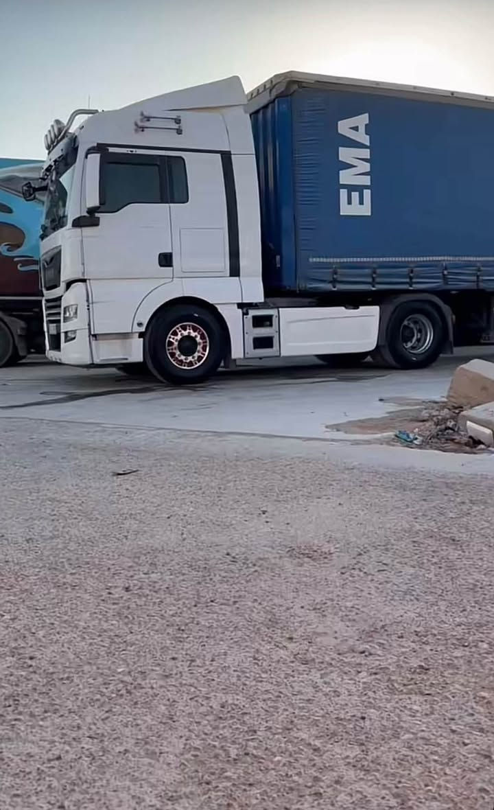 مان • ٢٠١٦ • ثلاجة
