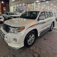 لاند كروز GXR • ٢٠١٣ • ١٣٧ الف