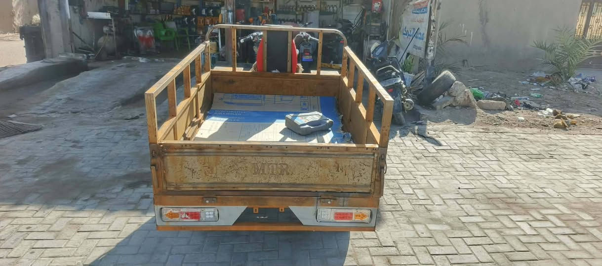 ستوته جاهزه ما عايزه شيء العنوان الشاميه ***********السلام عليكم ستوت للبيع وكيلها حيدر جبرين اوراق موديل 19 ستوته موديلها 19 محرك 19 ستوته
