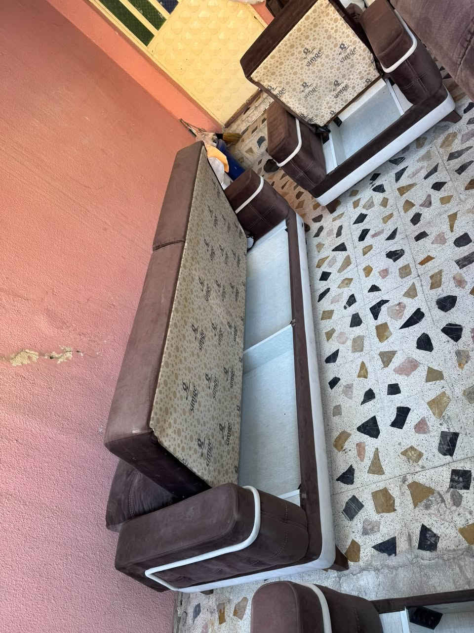 تخم تركي 8 نفرات ماركه سرير ومخزن
السعر 550 الف

عنوان اربيل بختياري 

***********  /***********/***********
