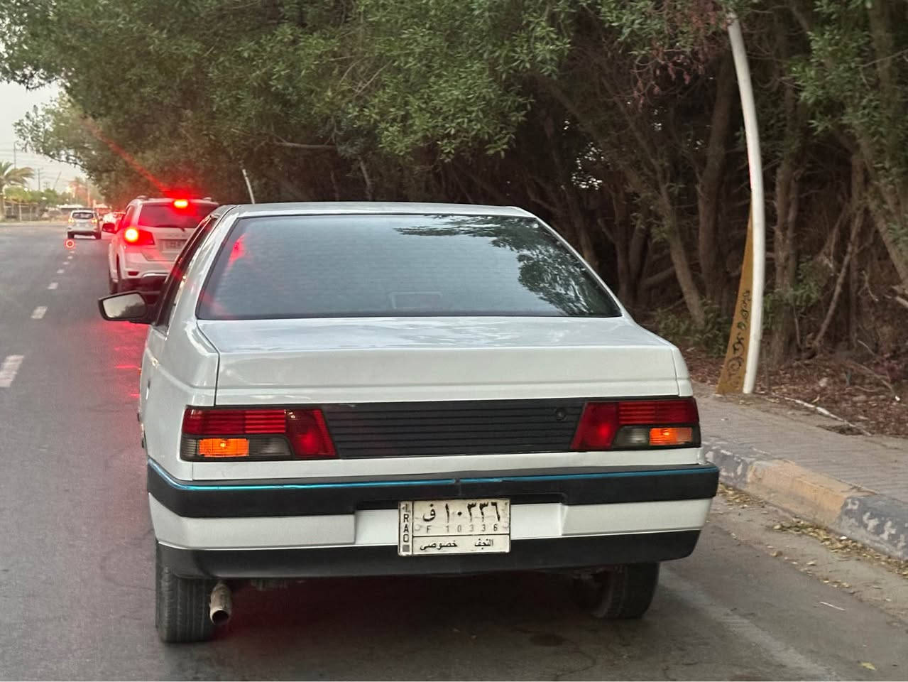 للبيع او مراوس 
بيجو روى🔴 محور كير محرك ونجي كربلائي جدد 
سياره اي نقص مابيه 
التفاصيل 
1-حداديه جاهزه 
2-الأكسل مبدل جديد مال دايو اي صوت ماكو
3-تخم تايرات جدد 
4- تبريد ثلج شرط 
5-تانكي جديد 
6-كهربائيات كلها شغاله 
7-غرفته تخبل
بعد اهواي تفاصيل بيه تجي وتشوف
الله شاهد سياره جاهزه من كلشي  شخط واحد مابيه تجي وتشوف بعينك رقم نجف راعيها يمي 
السعر ٣٠ 
اي استفسار خاص موجود 
او على رقم *********** 
مكان سياره نجف كوفه النجف, العراق
