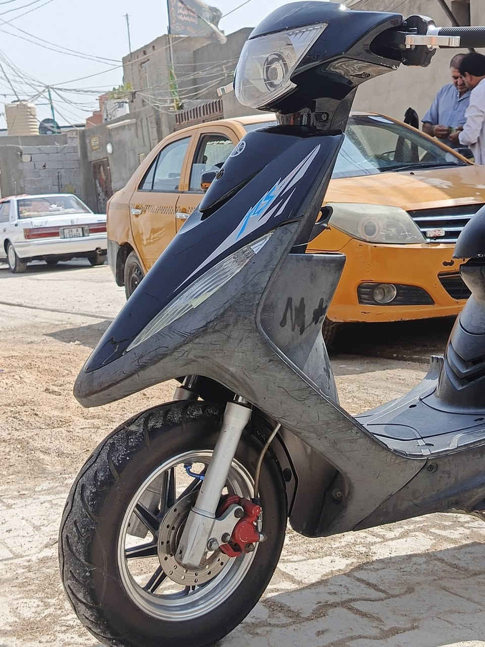 ماكس عدله حاويه محرك ما مفتوح كهربائيات كله شغاله كفاله نعومة شلعه معدل نضيفه كلش مكان نجف السعر 850اوبيه مجال ***********

