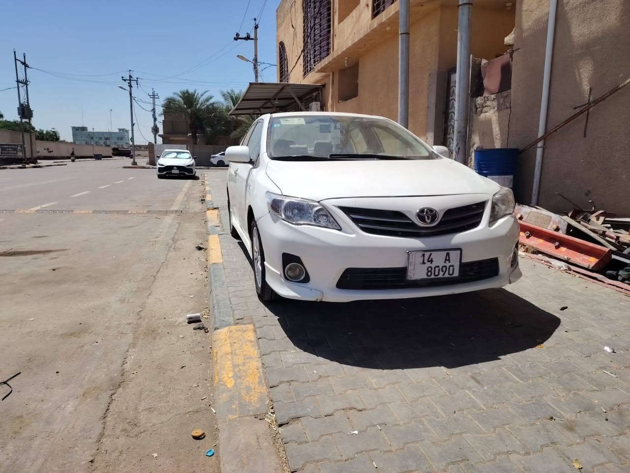 سلام عليكم كورلا بيكاجو للبيع سياره جاهزه من كل شيئ كير مكينه تخم تاير كلا جديد مكان كوت الشهداء للاستفسار ***********
