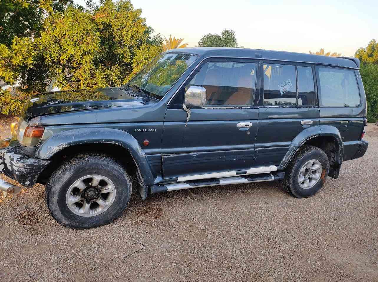 سلام عليكم باجيرو موديل 94سياره مكفوله قطرات خيالي مبيه نضيفه كلش ملجني تخم تير   جيس 4 كهربيت كل شقله تصعيد جام كل شقال تنزيل  محرك  وكير ستوني حاويه جديد راعيه يحول موجود مكاني شنافية سعر 45 بيه مجال رقم بي وساب ***********
