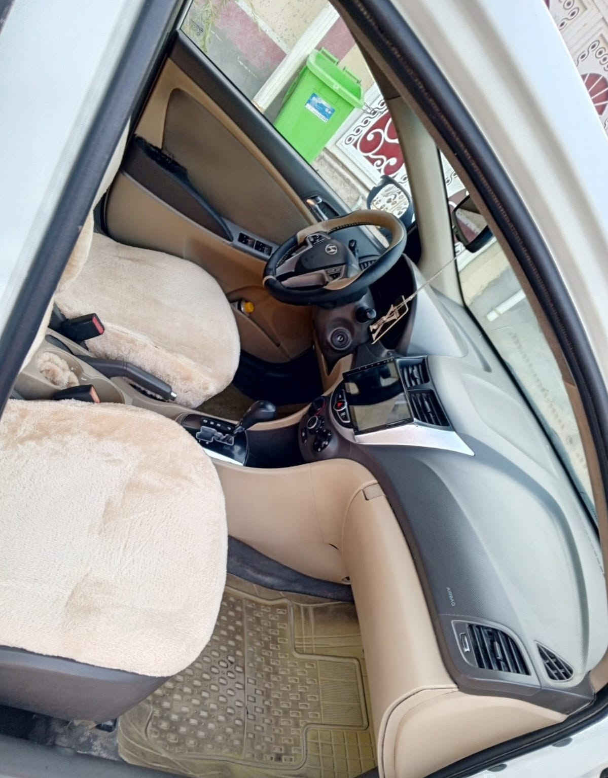 السلام عليكم اخوان للبيع مستعجل سياره اكسنت رقم اربيل الجديد دولي  تحويل او وكاله سنويه لل 2030 خليجي فول مواصفات مكينه حجم 1600 موديل 2014 بيها رشات صبغ بدون ظربه وبدون دواخل  سياره خير من الله السعر 80  وبيها مجال  السياره مكاني نجف كوفه *********** رقمي بي وتساب

نص مكتوب في الصور:
- إدخال نص