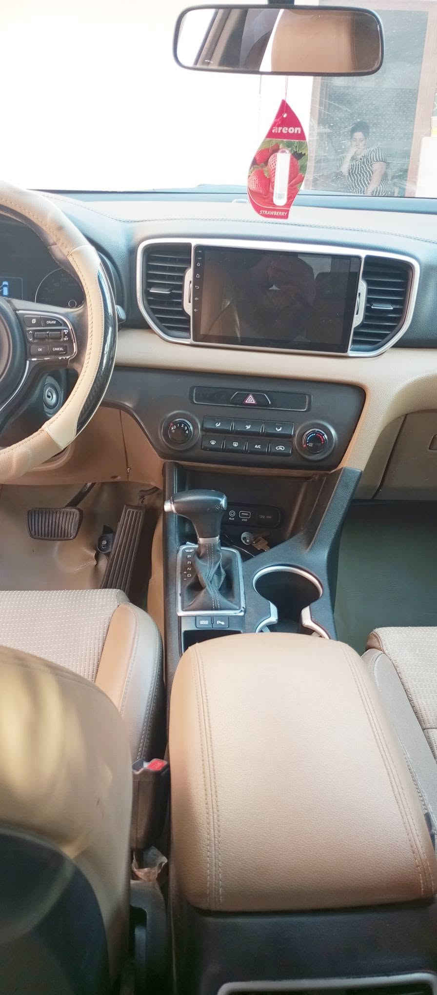 سبورتج 2018 خليجيه 
رقم بغداد 
بيه قطع صبغ 
ابيع مصبوغة عام
مكينه 2000 ما مفتوحة و نظيفه جدا 
ويل 19
حساس خلفي
كشنات جلد
السونار مرفق مع الصور 
سعر  120 وبيه مجال بسيط 
ديالى /بعقوبة 
***********
