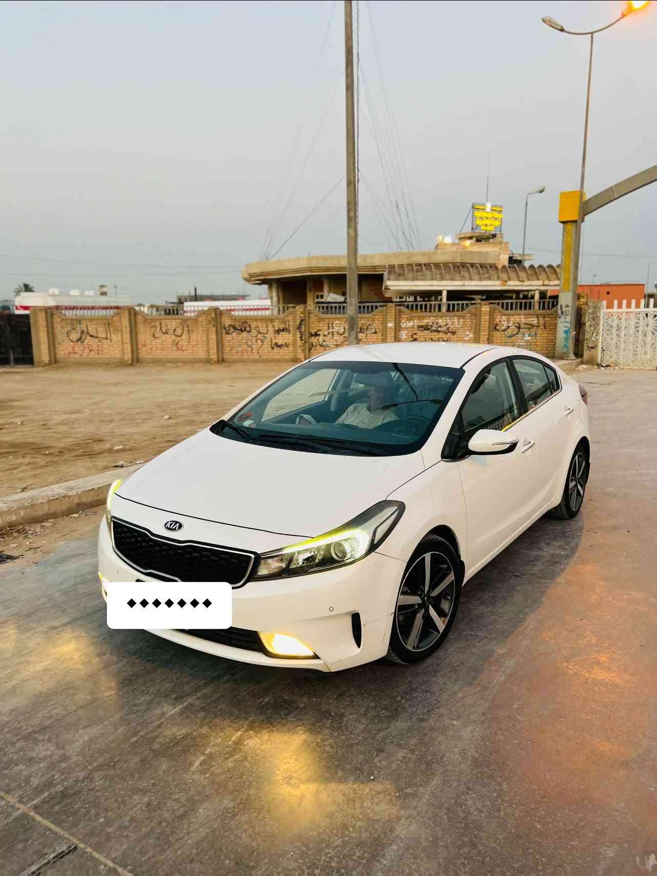 لام عليكم للبيع كيا سيراتو ٢٠١٨كفاله من صبغ وفتح وتبديل وبارد سياره جديده حيل ماشيه ١٣٧الف حقيقي فول موصفات ماعده الفتحه 
موصفات 
بصمه تشغيل

بصمه أبواب 

جنطه ذكيه 

حساس امامي وخلفي 

لد امامي وخلفي 

داخل لونين 

مرايات شفط 

انضمه قياده 

شفتات ستيرن بعد بيه موصفات 
رقم بغداد بسمي مكينه١٦٠٠كفاله شرط   مكانه سماوه السعر١٣٥وبيه مجال   ***********
