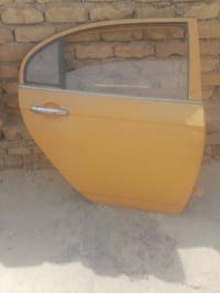 نيسان 620 • شنطة • باب