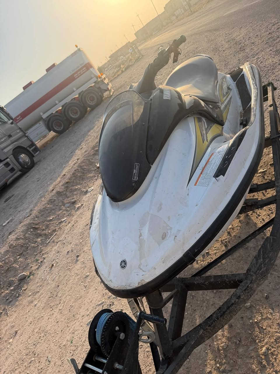 للبيع جتسكي
1300gpr
موديل_2004
محرك مفتوح
مبدل_بي خانه كامله
بس شرط شغال وكلشي مابي

السعر25وبي مجال للستفسار *********** مكان العلم
