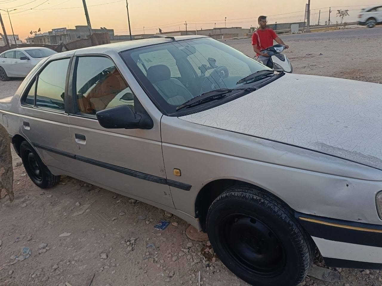 للبيع بيجو GLX.  2012
رقم بغداد الدولي.. شرط التحويل... 
كير ومحرك وتبريد كفاله.. 
محرك جديد مكفول من تبخير وتنقيص.. 
صدر جديد كامل حدادية جديدة..  
منظومة فيت بم كامله جديدة..  
تايرات ودوشمة... سيارة جاهزة ترايك للبصرة.. 
كفالة من صبغ وتبديل وبارد...  
مكان السيارة، بابل.. الحله.. 
السعر 40 وبي مجال بسيط..  
للاستفسار الاتصال..  
‏‏‪***********‬‏
