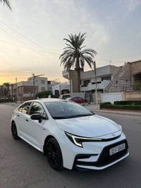 كورلا هايبرد • ٢٠٢٥ • بلاك ادشن