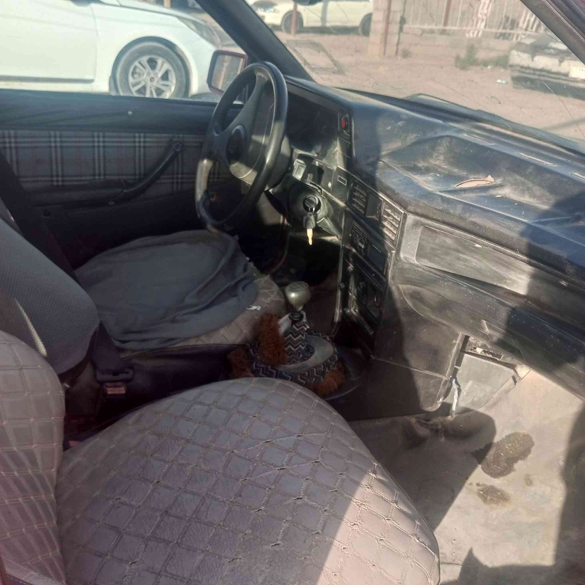 سلام عليكم  ابول كاديت ستيشن  موديل 1992 سياره بلاديه محرك كير شرط تخم تاير صدر امام خلفي كهربائي شغاله السعر 16بيه مجال الرقم ***********
