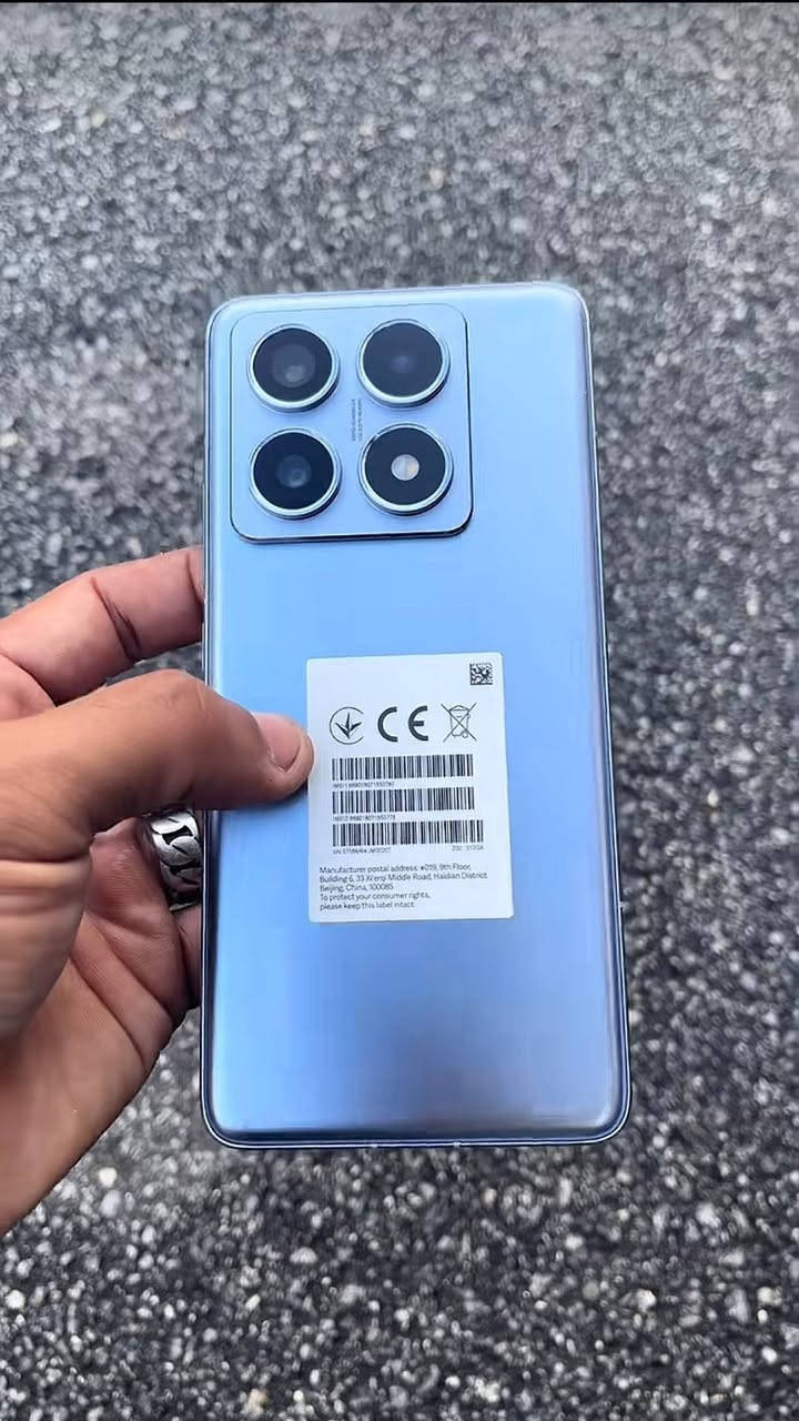 شاومي 14 تي برو Xiaomi  14T pro
شاشه 144 
ذاكره نص تيرا 528
شحن 120 واط مع شاحنته 120
شحن لاسلكي 50 واط
معالج جدا قوي 9100 بلس جين 3 مدري شكد
كامرات لايكا
العاب 120 مكاني ميسان قلعه صالح 
وياه كفر ماك سيف *********** متوفر توصيل حسب الاتفاق
