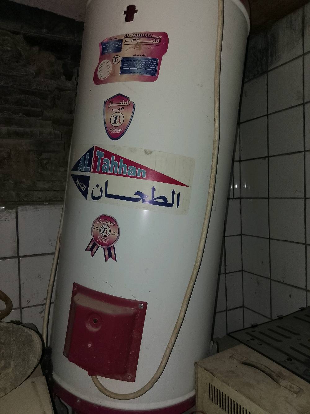 كيزر • ٨٠ لتر • كهربائي