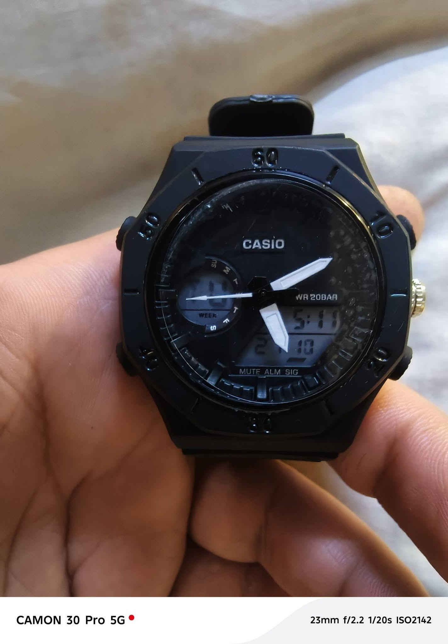كاسيو غير مستخدم دبل تايم ضد الماء سعر ١٥ الف واتساب ***********

نص مكتوب في الصور:
- CAMON 30 Pro 5G
- 23mm f/2.2 1/17s ISO3067
- 47mm f/1.8 1/33s ISO703
- CAMON 30 Pro 5G 23mm f/2.2 1/20s ISO2033
- CAMON 30 Pro 5G 23mm f/2.2 1/20s ISO2151
- CAMON 30 Pro 5G 23mm f/2.2 1/20s ISO1992
- 23mm f/2.2 1/20s ISO1619
- CAMON 30 Pro 5G 23mm f/2.2 1/20s ISO2142