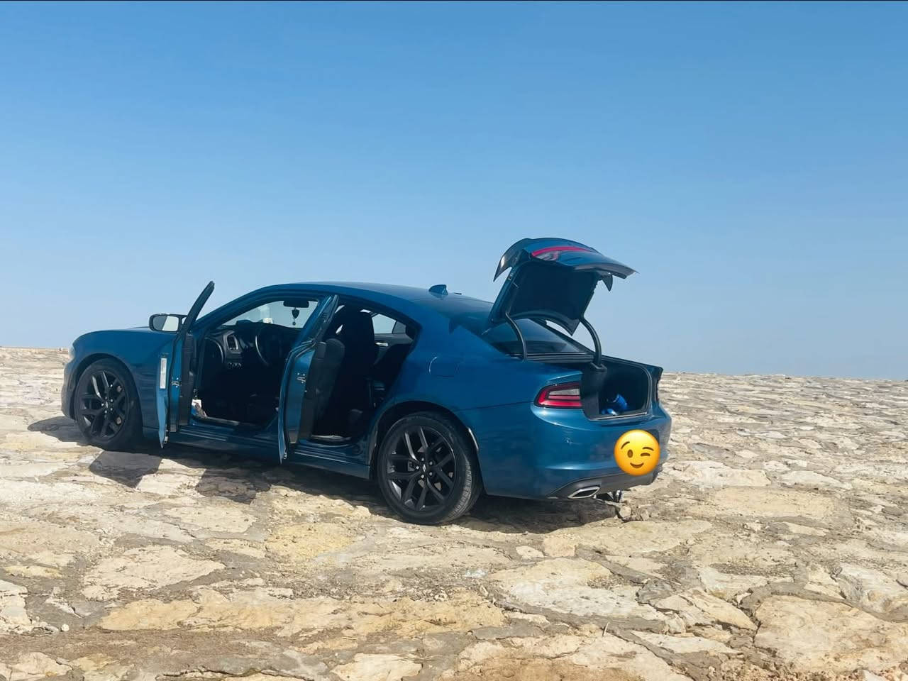 السلام عليكم Doodg charger 2023 sxt
چارجر 2023 بلاك توب بلادي 

اللون -ازرق غير محدد المرغوب 
ماشيه 70mi 
رقم بغداد 
السياره مبيهه حادث مجرد ضربه بالدعاميه خفيفه جدا موجوده بالصور 
 شخوط خفيفه 
مواصفات الsxt 
مكان السياره واسط الكوت 
السياره كلشي ع وضع الشركه 
سياره جديده داخله للعراق ماشيه ٤٥

السعر 247
اتصال فقط 
***********
