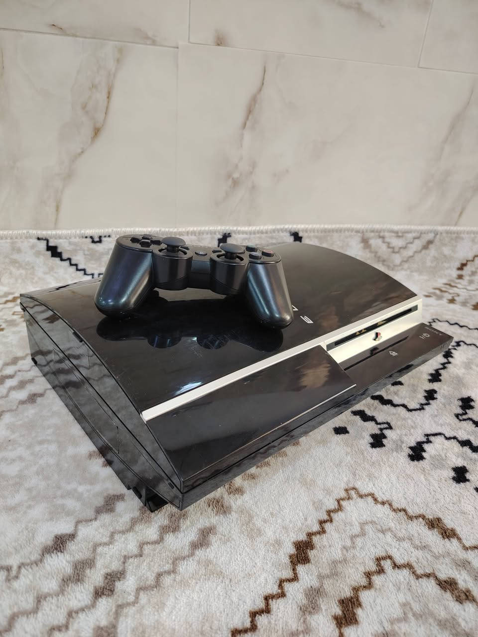Ps3 Fat 120Gb 🔥🔥
Ps3 Fat 120gb 🔥🔥
الجهاز يجي لوك ستيكر مامفتوح ياباني اصلي 💯🔥
بي 12 لعبة 🔥
يجي ويا يده وحده 🎮🔥
اكو توصيل لكل العراق
سعر فقط 65 الف 
***********
