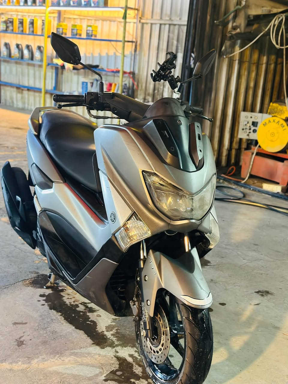 سلام عليكم دراجه Nmax موديل2016 ما مفتوح بيها برغي افحص وخذ مكينتها 125cc المكان ناصريه السعر المطلوب بيها ١٤ ورقه وبيها مجال حك الجيه استفسار ***********
