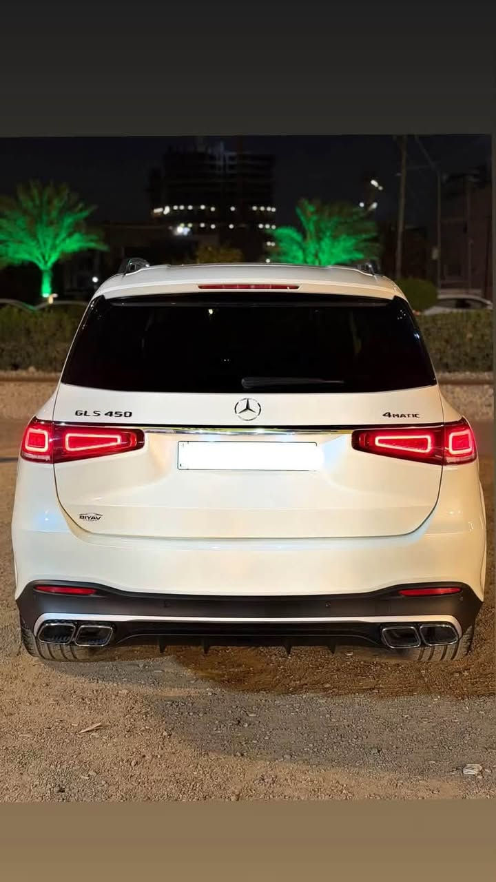 السلام عليكم
مارسدس GLS450 AMG
سعة المحرك 6سلندر
موديل؛2022
ماشية 45mil
رقم شمالي 
انضف مارسدس gls بهذا الموديل
المواصفات فول 
بانورما 
تبريد وتدفئة كشنات اماميه وخلفية
36 سماعه
رادار امامي خلفي حساسات امامي خلفي جوانب
قيادة ذاتيه
كشنات مساج
ليدات متحرك بيانو تلقاىي
خمس كامرات
جكات 
توقف ذاتي اصطدام
انارة ترحيب 
صندوق كهرباء
السيارة المواصفات هواي فول عدا شفط الابواب

السيارة وارد امريكي حادثهه فقط نص قبق جنطه صبغ بدون ايرباك بدون شاصي بدون لغد 
السيارة جاهزة للاخير
مكان السيارة بغداد الدورة 
السعر545$
مراوس اراوس حسب القناعه 
للاستفسار :***********
