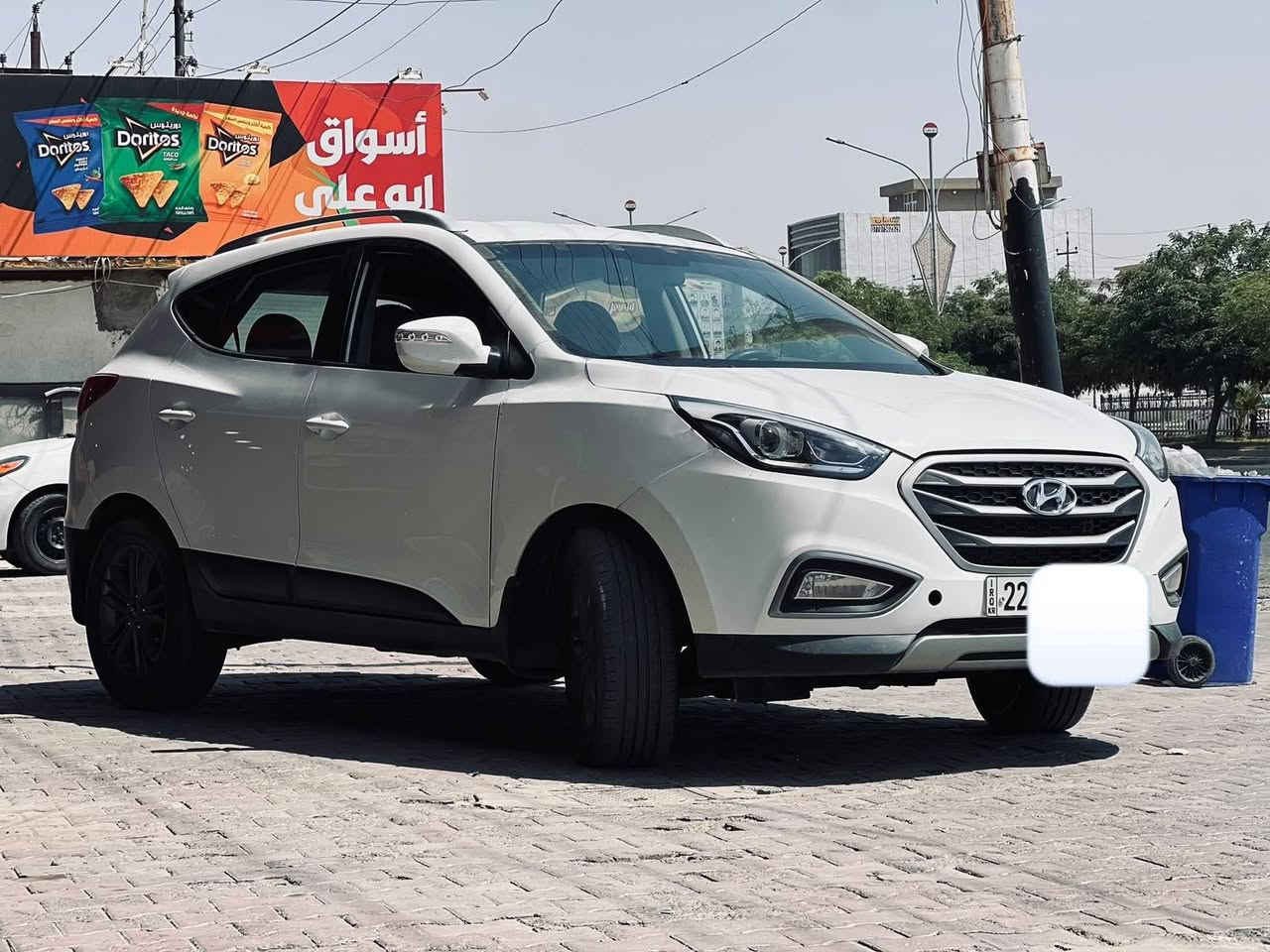السلام عليكم
توكسون موديل 2015 رقم اربيل الجديد بيها قطعتين صبغ وقطعتين بارد بدون دواخل السعر 120 وبيها مجال 
شراي اتصل ماجاوب خاص ***********
